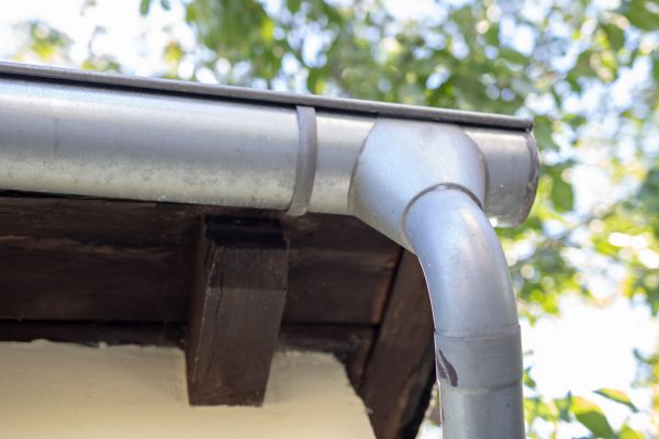 Cost of Metal Rain Gutter Installation in Largo
